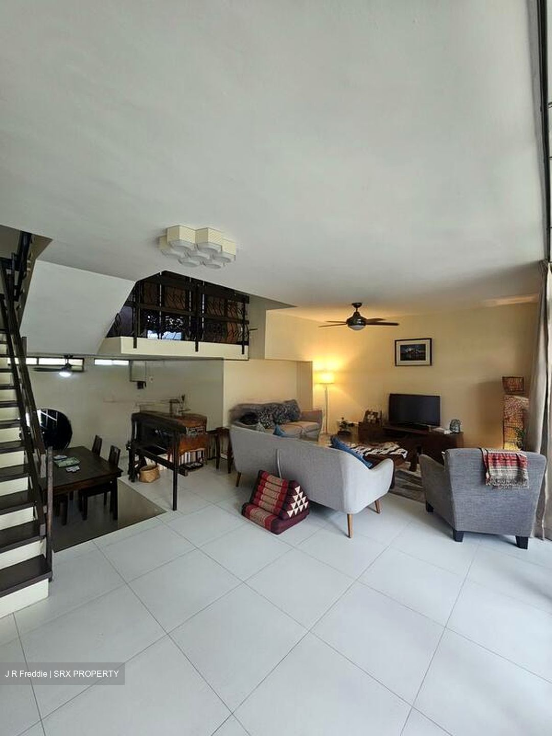 West Coast Drive (D5), Terrace #448153581